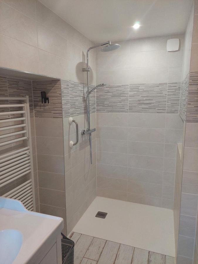 Les Hirondelles Apartment Laquenexy ภายนอก รูปภาพ